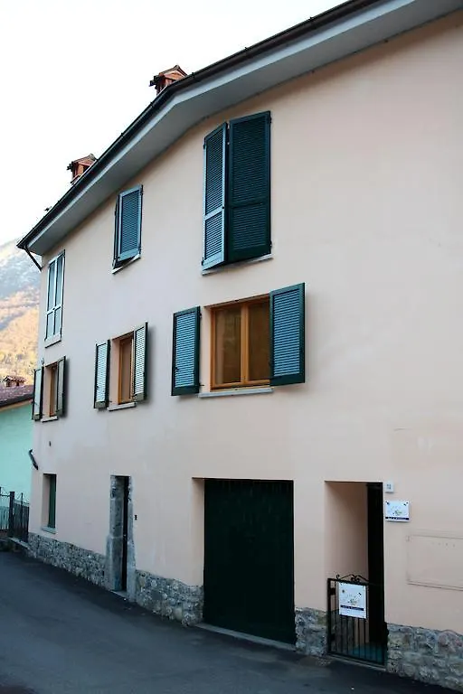 Bed & Breakfast B&B Notte E Di Monasterolo del Castello Italy